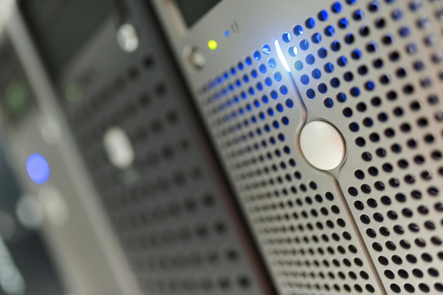 Firmware-Update vor oder nach Anbieterwechsel: Was weniger Risiko hat